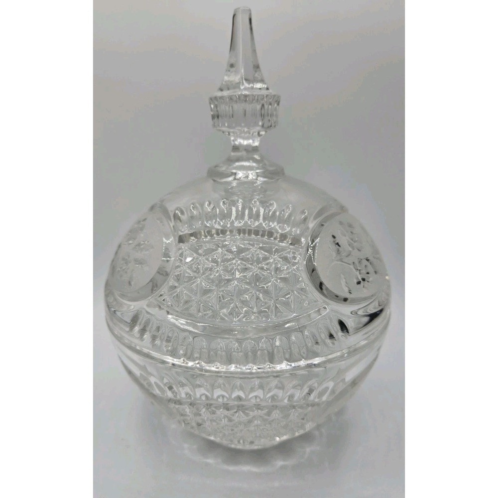 Crystal d'Adriana Genuine 24% Lead Crystal 6.25 in Candy Dish w/ Lid Yugoslavia